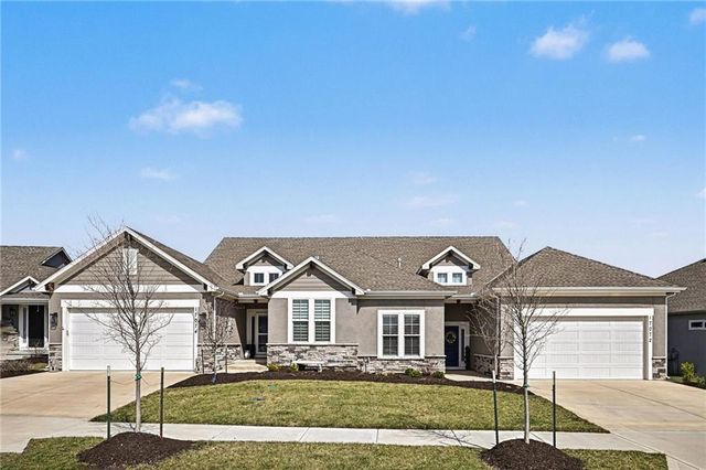 17072 W 168th Place, Olathe, KS 66062