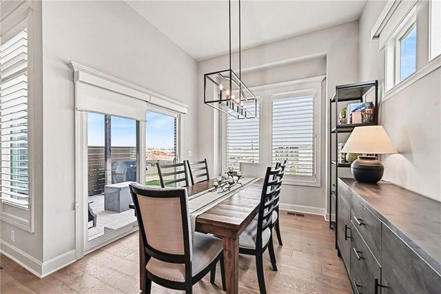 17072 W 168th Place, Olathe, KS 66062