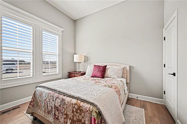 17072 W 168th Place, Olathe, KS 66062