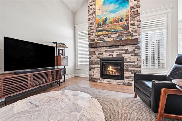 17072 W 168th Place, Olathe, KS 66062