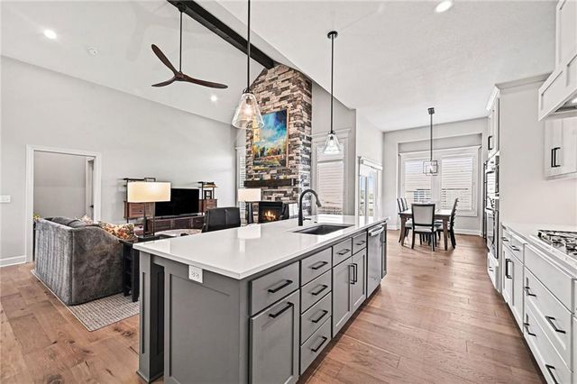 17072 W 168th Place, Olathe, KS 66062