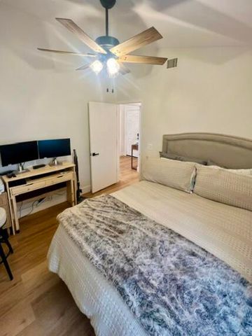 201 Trails End, Greenacres, FL 33413