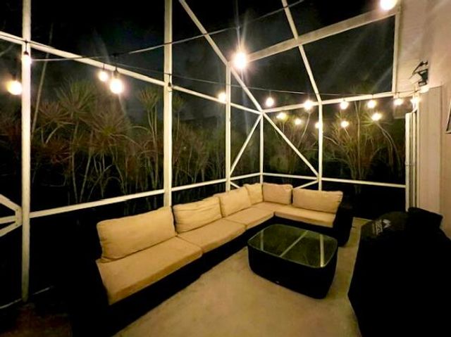 201 Trails End, Greenacres, FL 33413