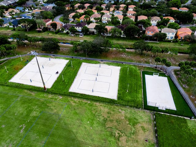 201 Trails End, Greenacres, FL 33413