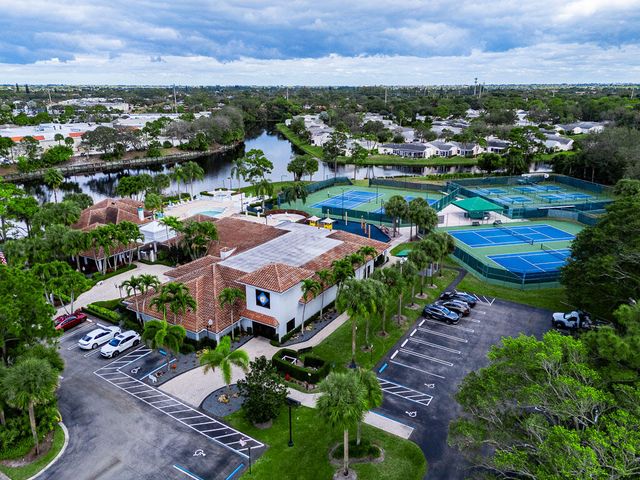 201 Trails End, Greenacres, FL 33413