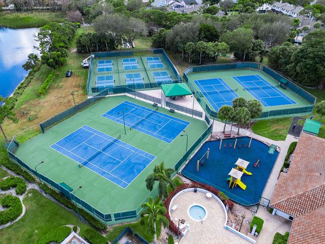 201 Trails End, Greenacres, FL 33413