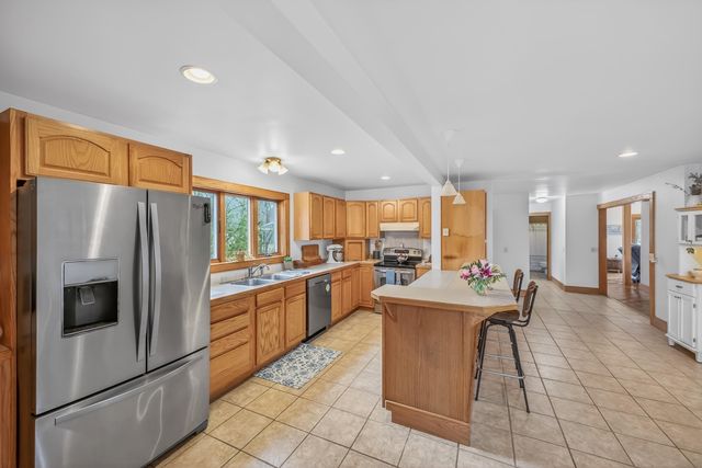 9531 W Silver Lake Road, Golden Twp, MI 49436