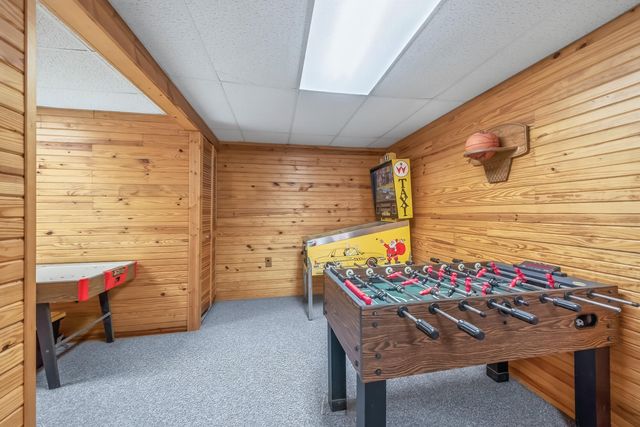9531 W Silver Lake Road, Golden Twp, MI 49436
