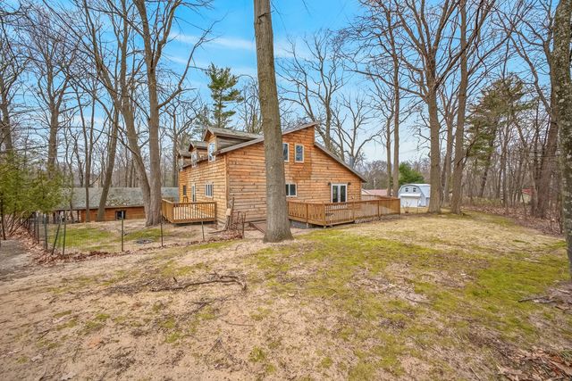 9531 W Silver Lake Road, Golden Twp, MI 49436