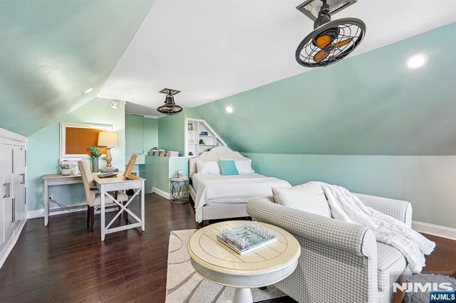 42 Emeline Drive, Hawthorne, NJ 07506