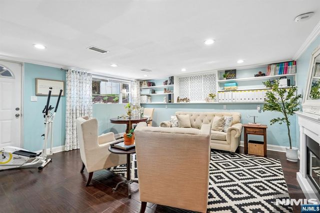 42 Emeline Drive, Hawthorne, NJ 07506