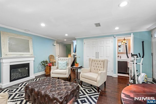 42 Emeline Drive, Hawthorne, NJ 07506