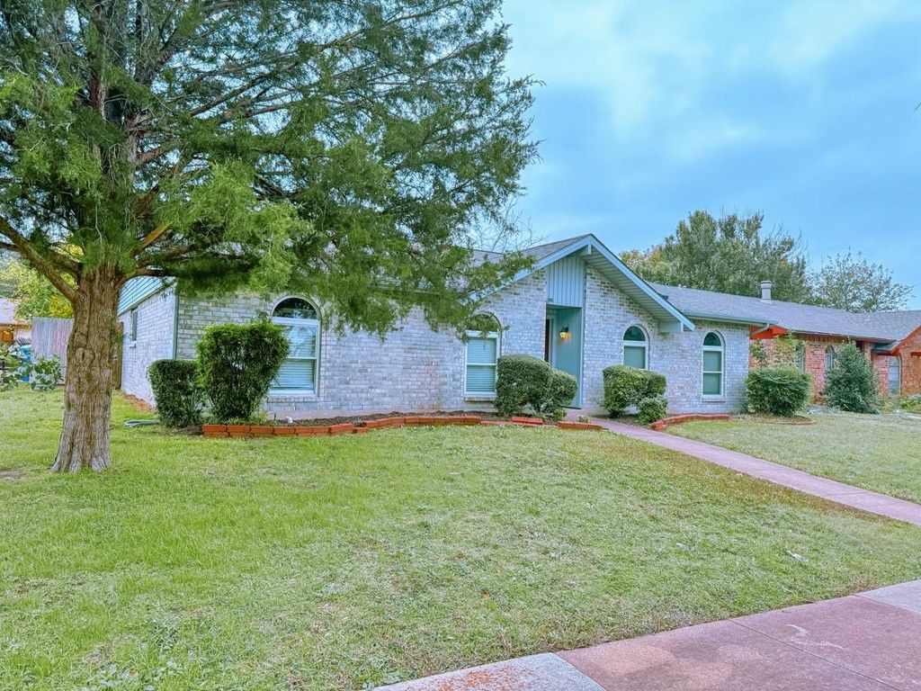 3017 Ravine Trail, Carrollton, TX 75007