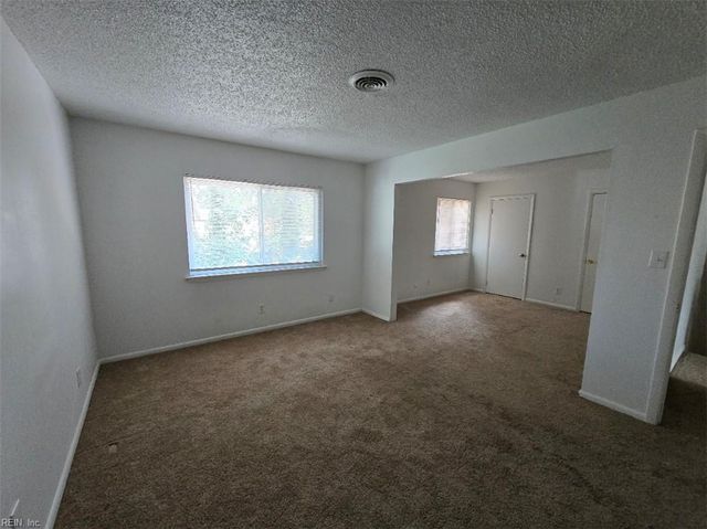 5710 Brandon BLVD, Virginia Beach, VA 23464