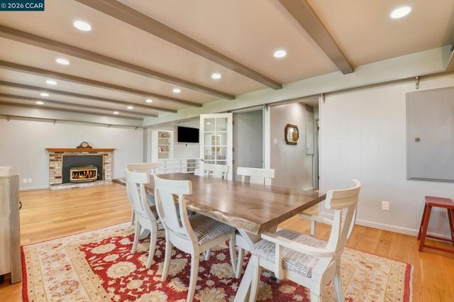 4370 Sandmound Blvd, Oakley, CA 94561