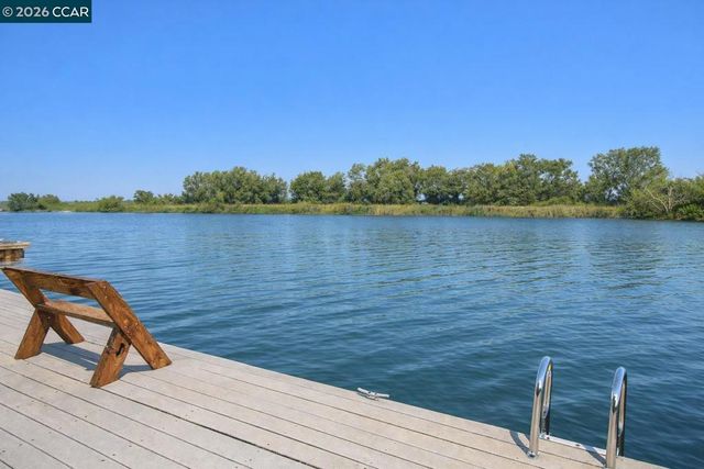 4370 Sandmound Blvd, Oakley, CA 94561