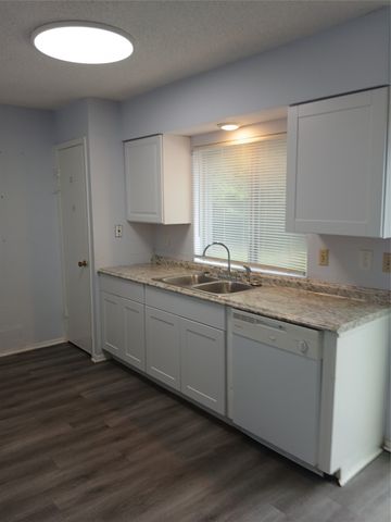 12109 Bishop Drive, Balch Springs, TX 75180