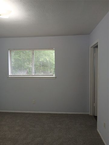12109 Bishop Drive, Balch Springs, TX 75180