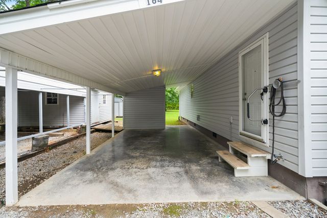164 Stoops Way, Rocky Face, GA 30740