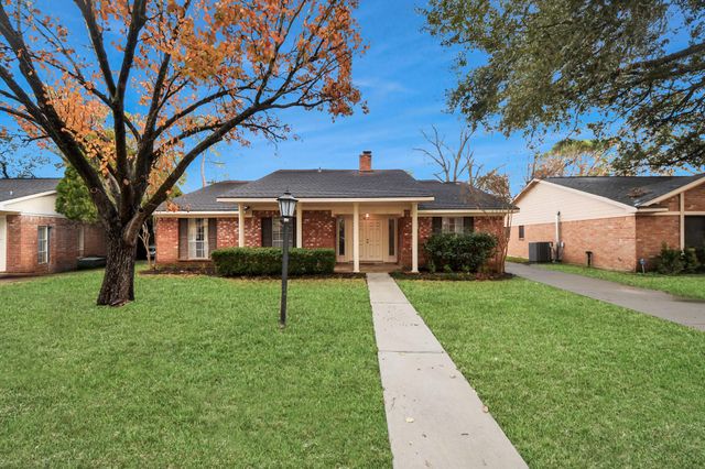 22419 Smokey Hill Drive, Katy, TX 77450