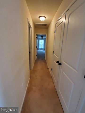 10510 WOODLAND DR, Fredericksburg, VA 22407