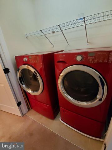 10510 WOODLAND DR, Fredericksburg, VA 22407