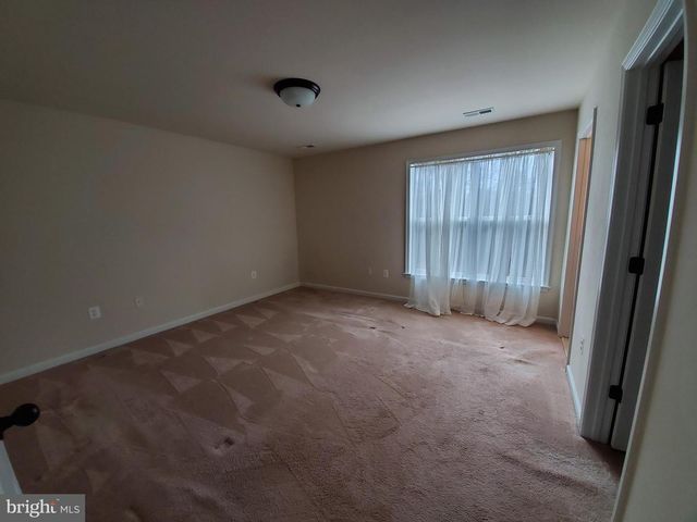 10510 WOODLAND DR, Fredericksburg, VA 22407