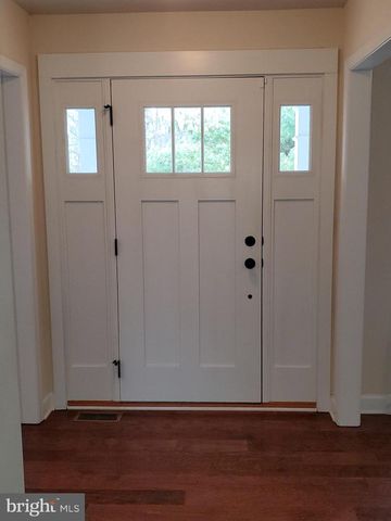 10510 WOODLAND DR, Fredericksburg, VA 22407