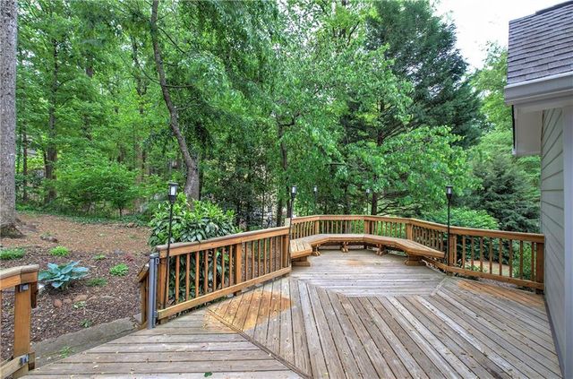 131 Raquel Drive NW, Marietta, GA 30064