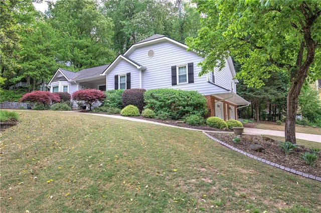 131 Raquel Drive NW, Marietta, GA 30064