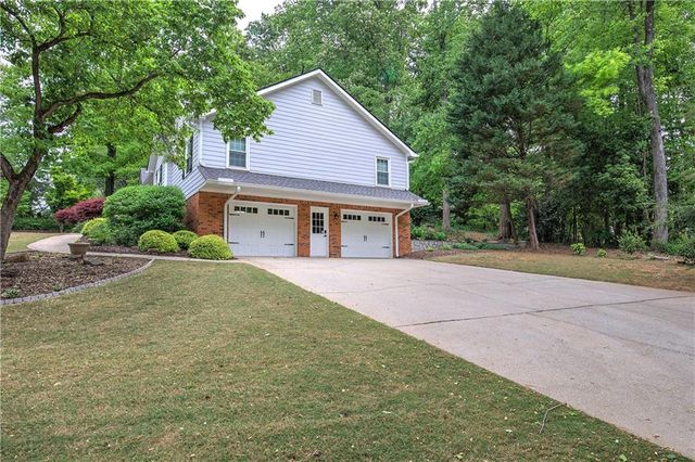 131 Raquel Drive NW, Marietta, GA 30064