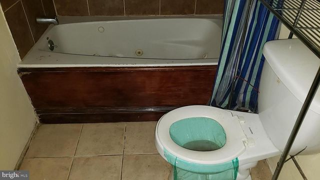 2215 MOUNT HOLLY ST, Baltimore, MD 21216