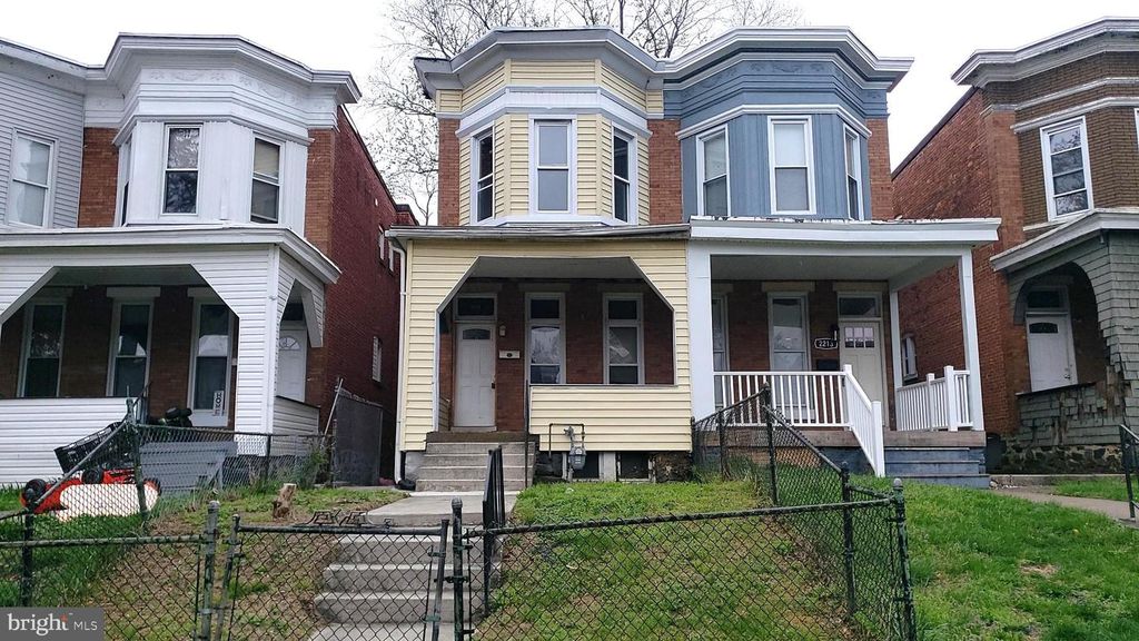 2215 MOUNT HOLLY ST, Baltimore, MD 21216