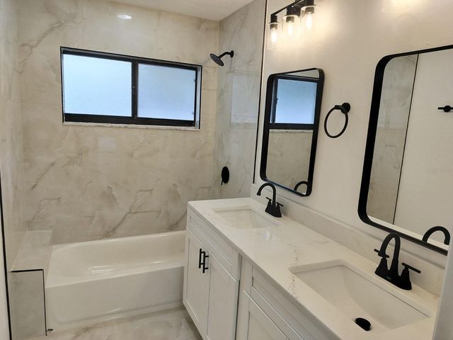 3403 BLOOMINGDALE OAKS DRIVE, Valrico, FL 33596