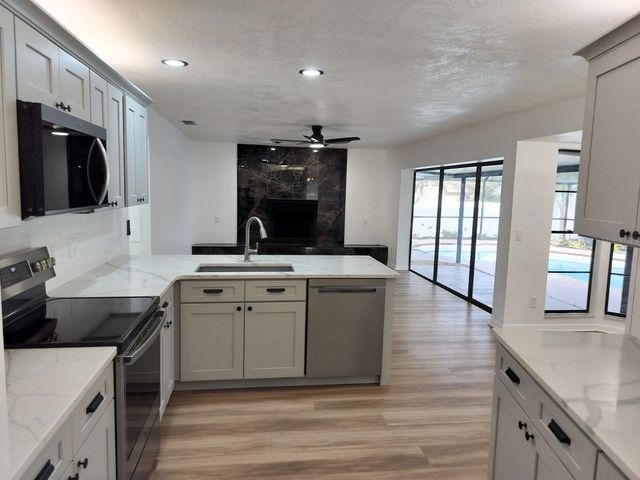 3403 BLOOMINGDALE OAKS DRIVE, Valrico, FL 33596