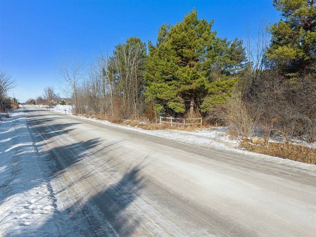 8110 Calkins Road, Flushing, MI 48433