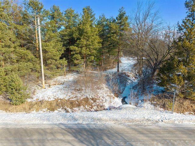 8110 Calkins Road, Flushing, MI 48433