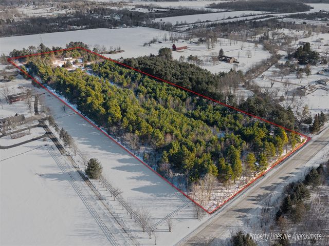 8110 Calkins Road, Flushing, MI 48433