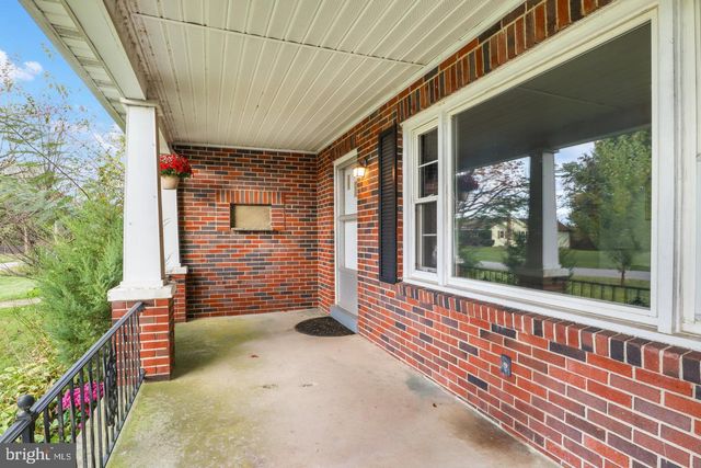 4330 PARADISE RD, Dover, PA 17315