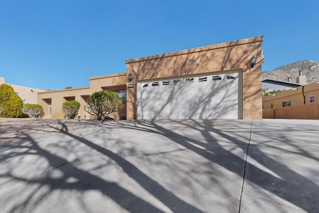 4430 Sherre Drive NE, Albuquerque, NM 87111