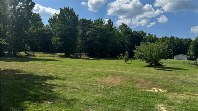 101 Due West Road, Belton, SC 29627