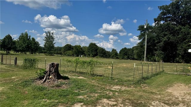 101 Due West Road, Belton, SC 29627