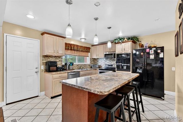 33 Club Grounds South Drive, Black Jack, MO 63033