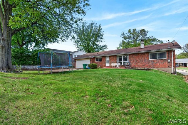 33 Club Grounds South Drive, Black Jack, MO 63033