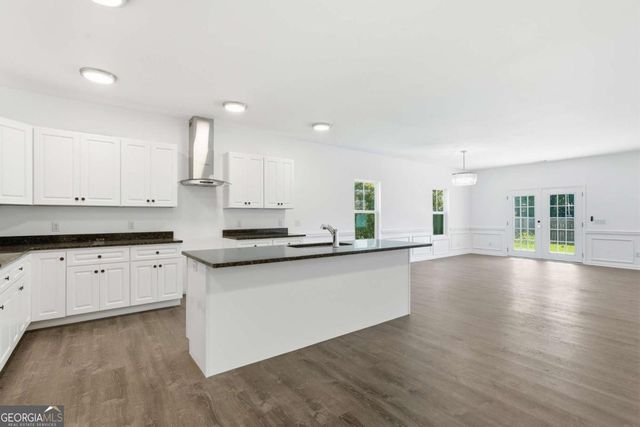 124 Wright Street, Savannah, GA 31408