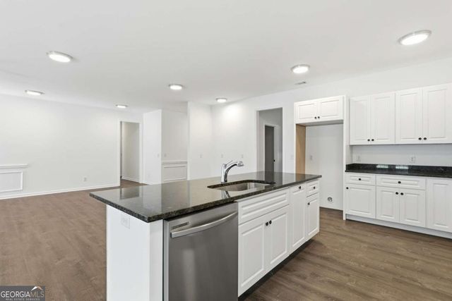 124 Wright Street, Savannah, GA 31408