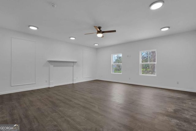 124 Wright Street, Savannah, GA 31408