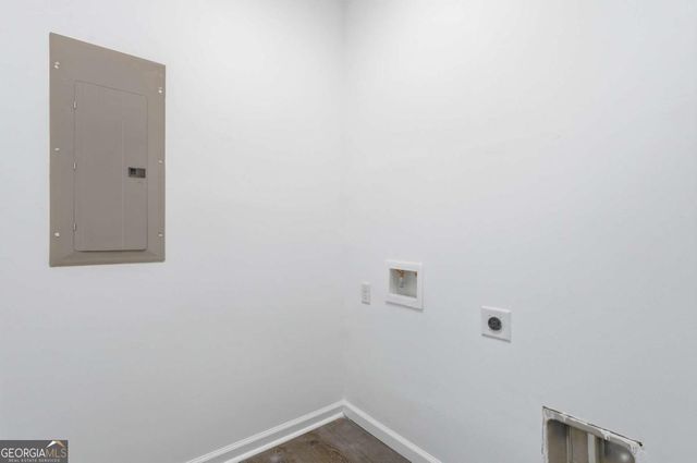 124 Wright Street, Savannah, GA 31408