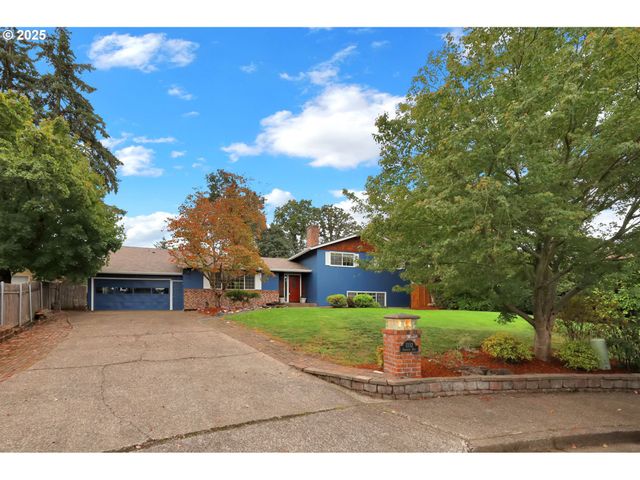 1332 JEPPESEN Ave, Eugene, OR 97401