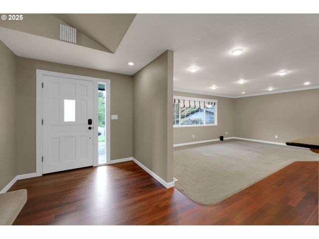 1332 JEPPESEN Ave, Eugene, OR 97401